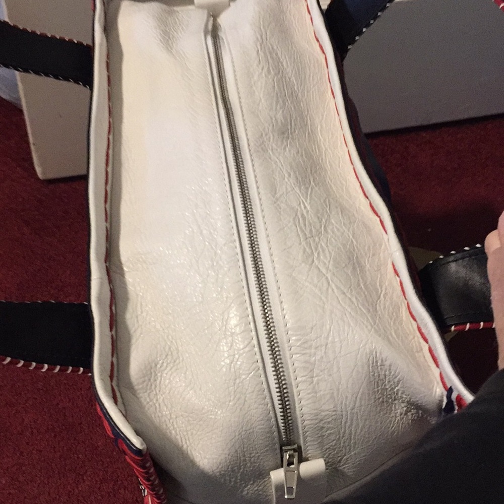 BALENCIAGA TOTE AUTHENTIC - Picture 5 of 16
